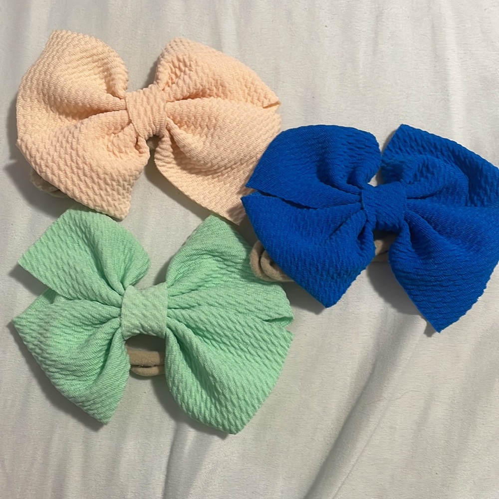 Bows - Picture 5 of 11